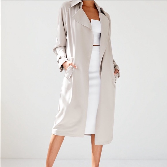 Babaton Jackets & Blazers - Aritzia Babaton Lawson Trench size S